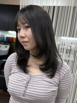 デイジー(Daisy)&nbsp;ミディアムレイヤー/レイヤーカット/透け感カラー