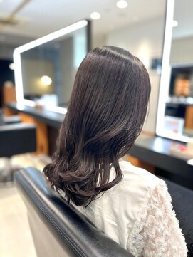 エミュ 伏見 国際センター(emu) モカブラウンカラー/艶カラー/髪質改善