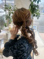 フォルテ ティアラ 横浜店(FORTE TIARA) どこからみても可愛いツイン編みおろしスタイル