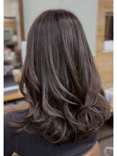 ナチュラル8 NATURAL8 ヘアースタジオ Hair studio