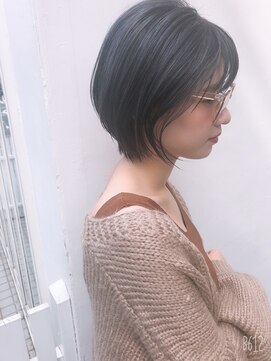 ルッソカルム(Lusso calme) ショートボブ/大人ショートヘア/丸みショート/30代/40代/50代