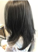 深みのあるグレイジュカラー