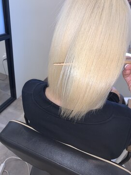 アールサロン アオヤマ(Rr SALON AOYAMA) メンテナンスミネコラ