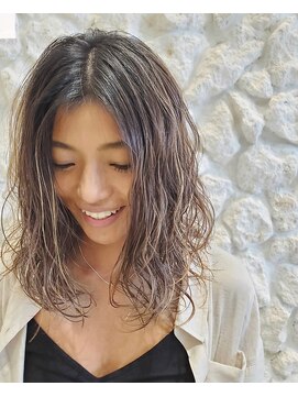 モアナ バイ ヘッドライト 沖縄南風原店(Moana by HEADLIGHT) デジタルパーマでイメチェン☆アッシュ☆学割U24