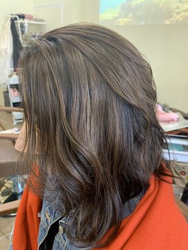 ウエスト オーランド(WEST O LAND) 極細白髪ぼかしおしゃれハイライト