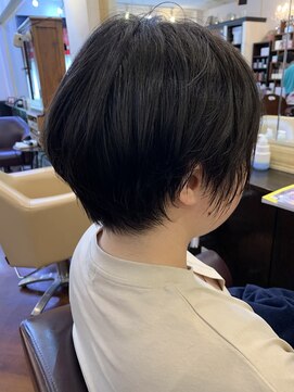 シャンプーボーイアネックス(SHAMPOO BOY Annex) 耳だしスッキリショートボブbyERINA