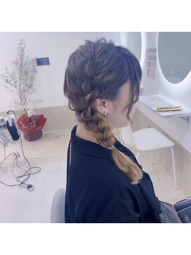 ミルフロート フクオカ 編み込みツイン