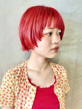 イデア(idea)&nbsp;似合わせカット【モードマッシュショート×レッドカラー】山下