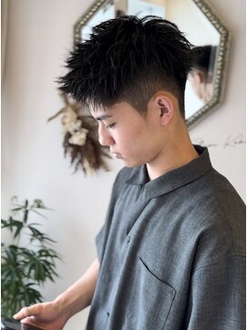 ブレイズ(BLAZE) ビジネスマンアップバング×ジェットモヒカン×黒髪短髪