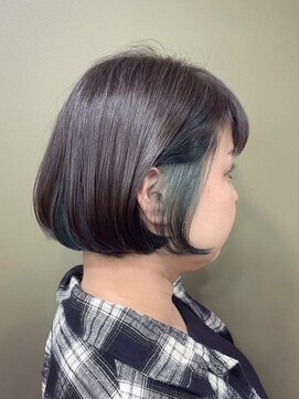 キタロウ (kitaro) ボブ＋グリーンインナーカラー