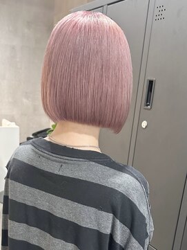 ラベル 渋谷(LAVEL) ホワイトピンクベージュハイトーンボブぷつんとボブ