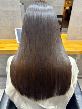 ルエン 船橋(Luen)の写真/髪質やクセを見極めあなたに合った施術を提案！人気の【酸性ストレート】でうねりのストレスから解放★