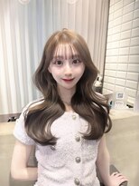 リリー(Lilley)&nbsp;天神/博多/韓国ヘア/ヨシンモリ/レイヤーカット