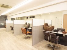 リンダ 前原店(LINDA)の雰囲気（店内はお席ごとに仕切りがありお隣お客様も気になりません）