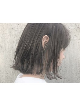 髪を柔らかくみせる空気感はドライカットで生まれる☆外国人風のピュアで可愛いうぶ毛も巧みな技術で表現！