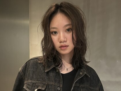 シーン(SINN.)の写真