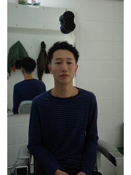 ウェルネス(Wellness) テーパーフェード/ブッダパーマ/スパイキーショート/メンズ