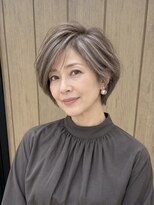 サニー(SUNNY) 白髪ぼかしハイライト丸みショート