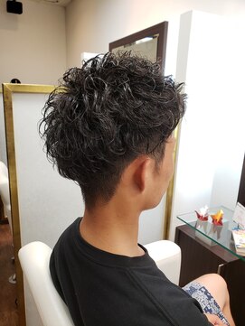 アムズヘアーファム メンズパーマスタイル