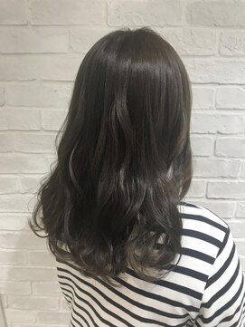 コム(com by neolive) 透明感グレーカラー＊