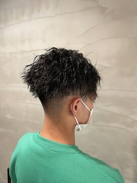 リズ(re's) ガッチガチツイストパーマ