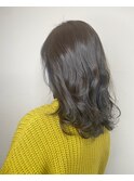 アッシュグレージュ