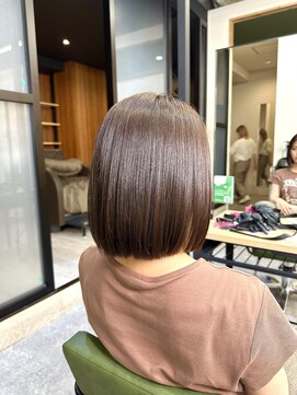 トリニティ 本厚木(trinity) チョコレートブラウン/髪質改善/ボブ/本厚木