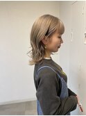 ミルクティーベージュ