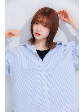 クロエ 中野(Cloe) ミディアム外ハネスタイル