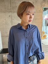 ニール(nier)&nbsp;ハイトーンベージュハイトーンカラーコンパクトショート中区袋町