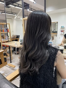 クラン(Chlan) 大人韓国風暗髪セミロング×オイルウェットヘア×韓国巻き