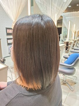 ミック ヘアアンドメイクアップ 高田店(miq Hair&Make up) メンテナンスカット/毛量調整カット/艶髪/トリートメント