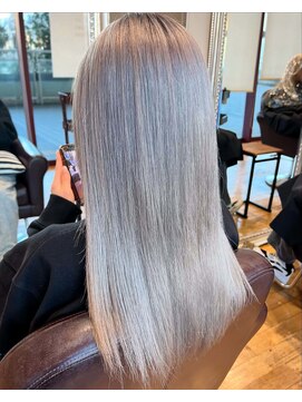 ルッツ(Lutz. hair design) 4/14【髪質改善ブリーチカラー】グレージュカラー【千代田彩夏】