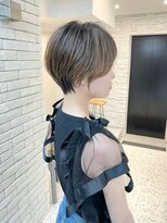 メモリーズ 表参道(Memories) 白髪ぼかし/ひし形/癖毛/大人ショートボブ/60代50代40代