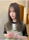 セミロング レイヤーカット ヘーゼルベージュ 透明感 10代20代