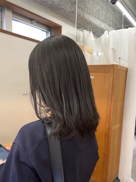 ニール シトロン 名古屋 伏見 丸の内(NEELU citron) 【NEELU_take】ナチュラルなオリーブグレージュ