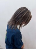 ベージュハイライトカラー