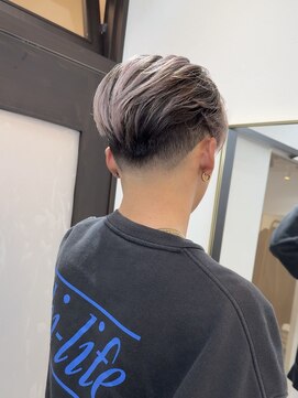 ファミリア 新宿(familiar) 欧風バレイヤージュ