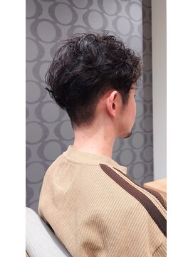 フレイムス 浦和美園駅東口(Frames) メンズふんわりパーマ
