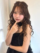 アンニュ(annuy)&nbsp;ヨシンモリ 韓国風ヘア ヘアアレンジ ハーフアップ ベージュ
