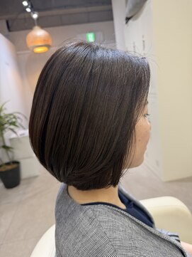 クレア(Klea) 艶感たっぷり大人のナチュラルボブ♪