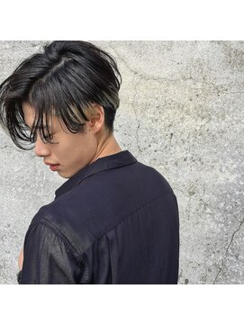 ビュート ヘアー ジョージ(Beaut Hair GEORGE) 雰囲気を出したいメンズにおすすめする刈り上げシショート