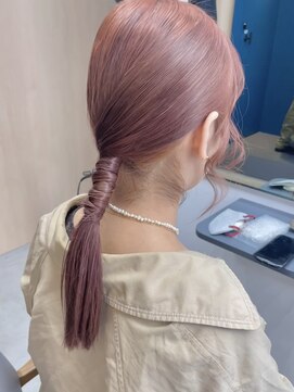 ロカ(roka) ゴムだけでタイトヘアアレンジ
