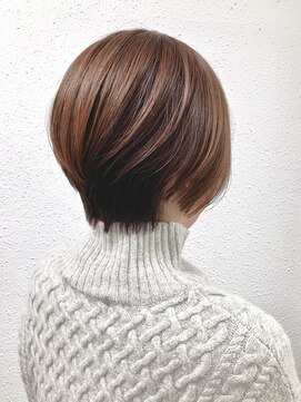 ジェナ(Jena) ショートスタイル　イルミナアンバー