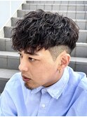 スペインカールフェード刈り上げメンズカットパーマツイスパ
