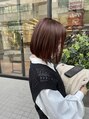 ユズリハ(yuzuriha) 肌色に合わせたブラウンカラー。重たく見えないよう調整してます