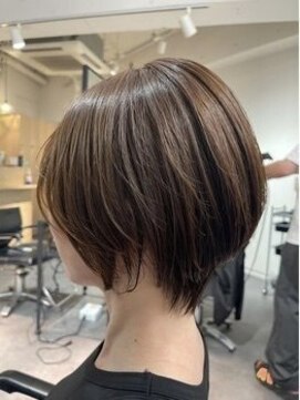 シーク 蒲田(Seek) 大人可愛いショート