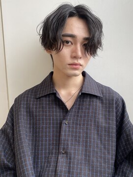 ユーフォリア 渋谷グランデ(Euphoria SHIBUYA GRANDE) ウェーブパーマ　センターパート　ニュアンス　MOMO