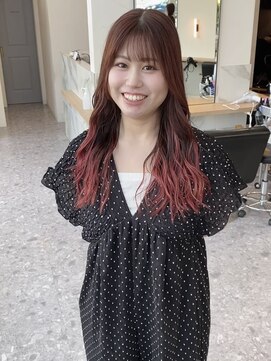 セラ(SERA) レイヤー/レイヤーカット/ロングレイヤー/デザインカラー