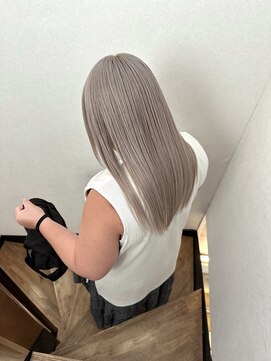 アルーナビューティデザイン グレージュ